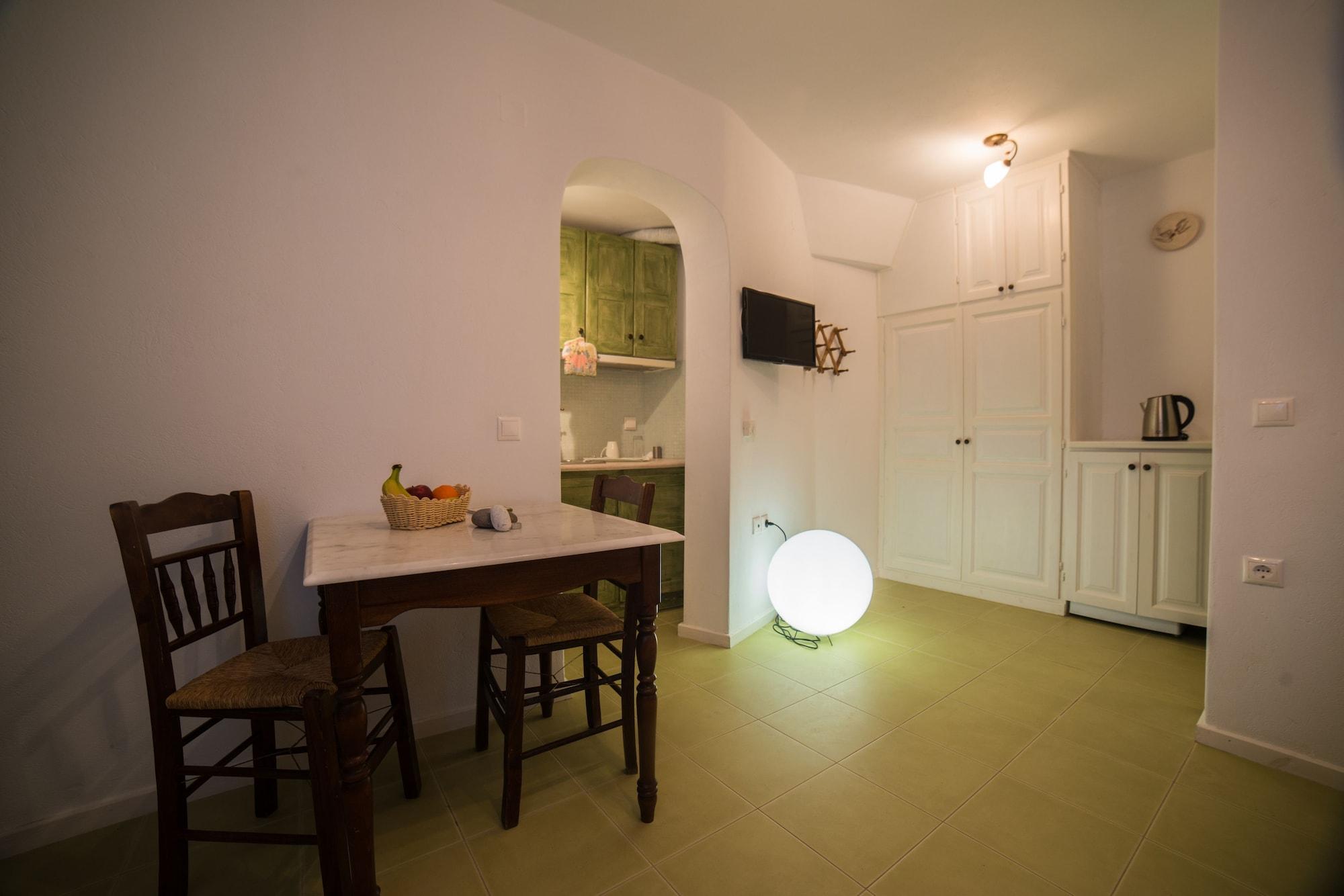 Hotel Avant Garde 4*