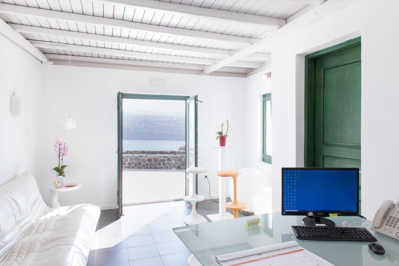 Avant Garde Akrotiri (Santorini)
